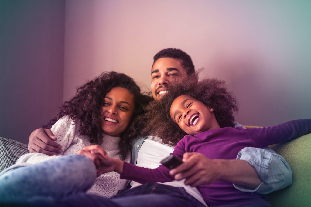 Famille - Canapé - TV Bbox