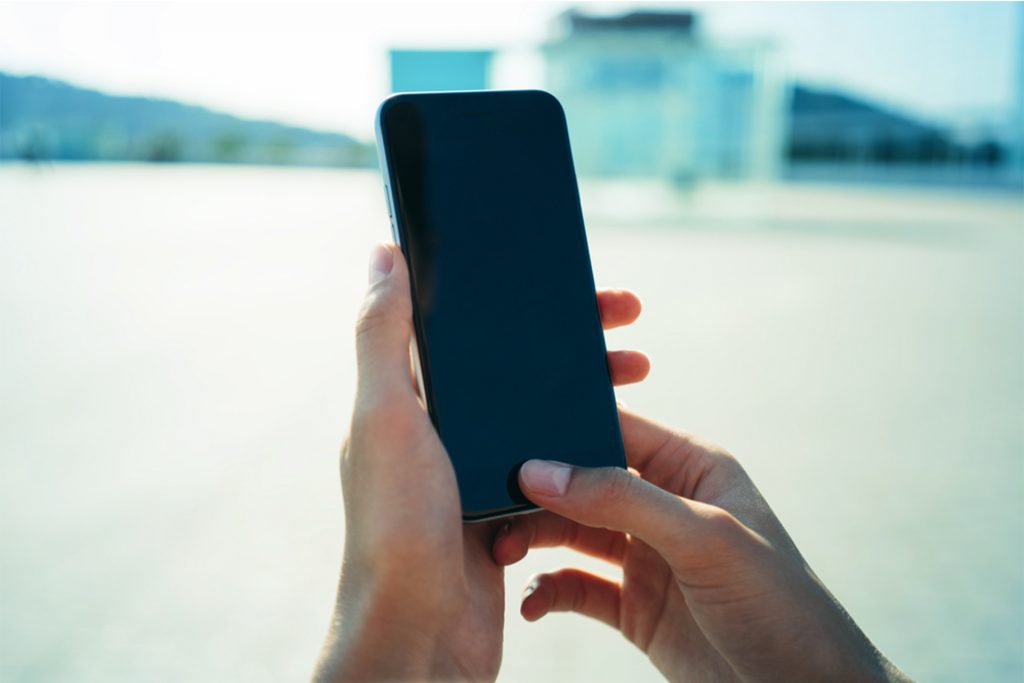 Mains - smartphone - OnePlus