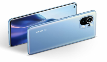 Aurélien présente le smartphone Xiaomi Mi 11