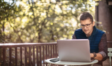 Le télétravail en mobilité facilité grâce à une clé 4G 100 % remboursée !