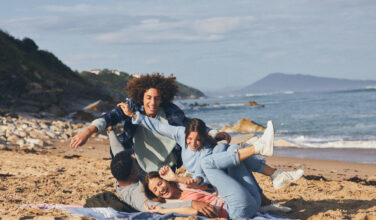 Avec l’application gratuite B.tv, retrouvez vos chaines TV et replays
